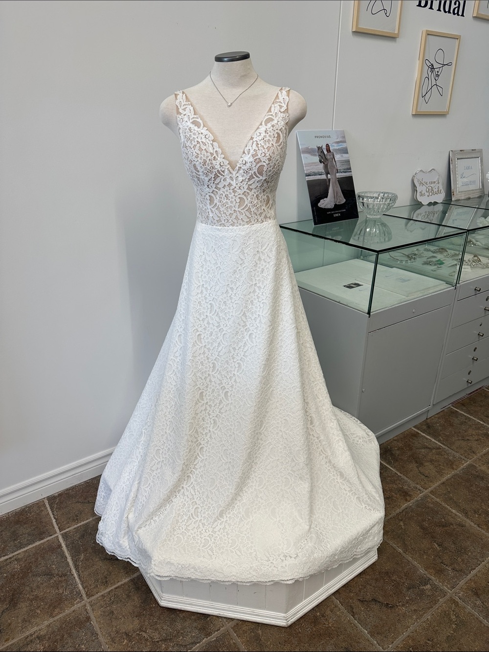 Lace V-Neck A-Line Wedding Dress - White